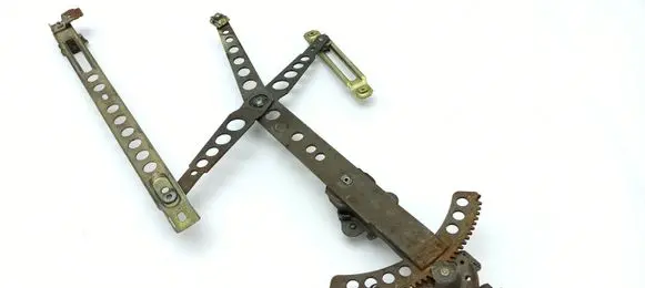 Mercedes-Benz E W123 Front door manual window regulator 1237200246