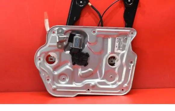 Nissan Qashqai Front door window regulator with motor 80770JD00A