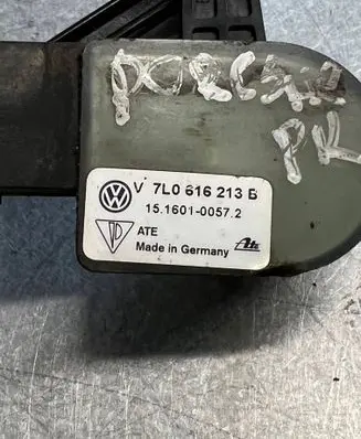 Porsche Cayenne (9PA) Headlight/headlamp level sensor 15160100572