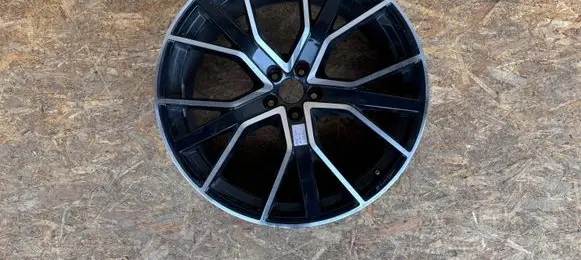 Audi Q7 4M R22 alloy rim 4m0601025cp c07611