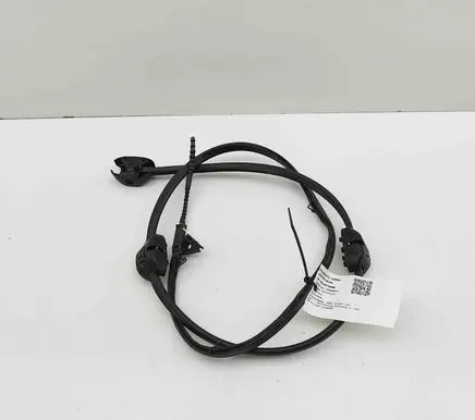 BMW X3 G01 Windshield washer spray nozzle 7399024