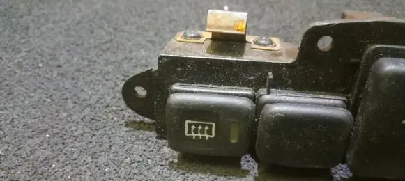 Rover 214 - 216 - 220 Windscreen/window heater switch