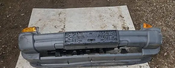 Jeep Cherokee III KJ Front bumper 5288120