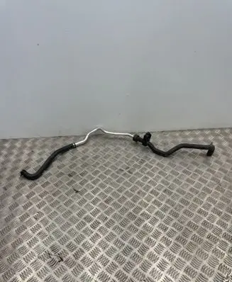 Mercedes-Benz GLS X166 Engine coolant pipe/hose A1668300796