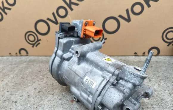 Ford Explorer VI Air conditioning (A/C) compressor (pump) L1MH19D623DD