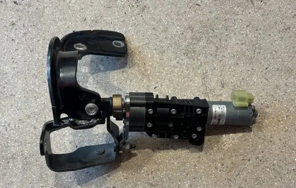 Audi A4 S4 B9 Tailgate/trunk/boot hinge 8W9827299 8W9827851A