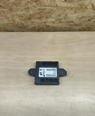 Jeep Grand Cherokee Door control unit/module 68155773AE P68155773AE