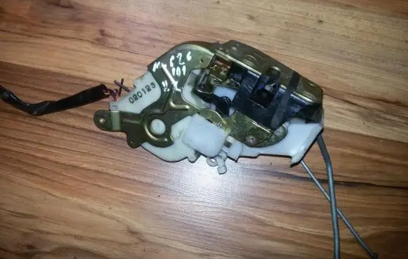 Mazda 626 Front door lock 020123