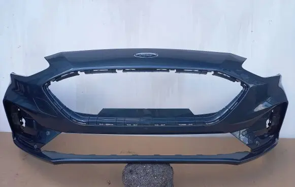 Ford Focus Front bumper jx7b-17757-3