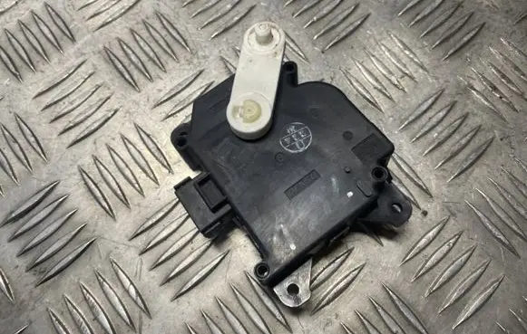 Mazda MPV Air flap motor/actuator 0637008040 12D1460