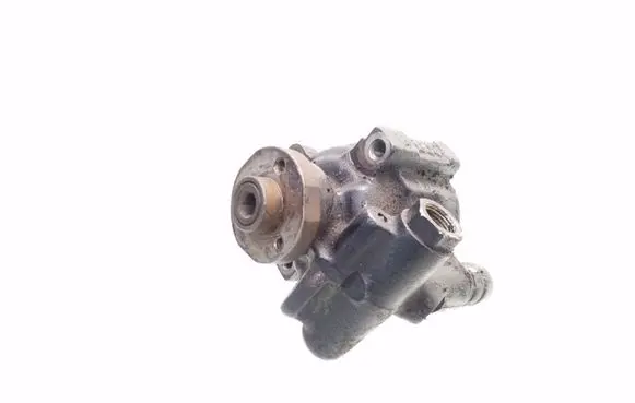 Renault Laguna I Power steering pump 7700823735F 7700823794B 26026915
