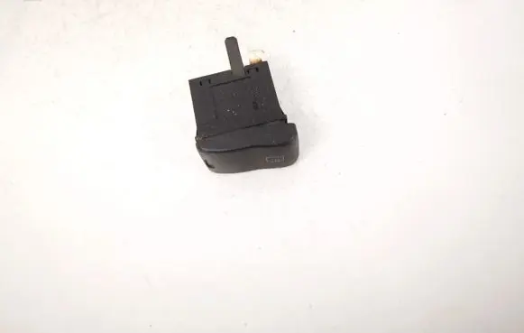 Volkswagen Polo III 6N 6N2 6NF Windscreen/window heater switch 6N1959621