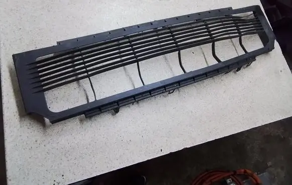 Tesla Model S Front bumper lower grill 105802200B