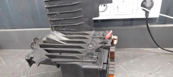 Renault Laguna I Fuse box set 8200162334