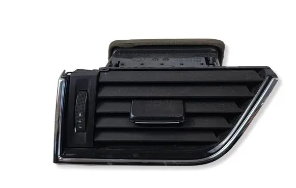 Skoda Octavia Mk3 (5E) Dashboard side air vent grill/cover trim 5E0819701 5E0819701A