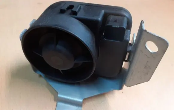 Mazda CX-7 Alarm system siren NF1467SBZA