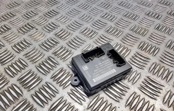 Ford Focus Door control unit/module BV6N14B531BF AV6N14C235BB AV6N14C064AE