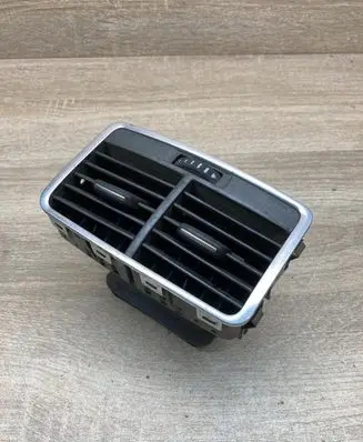 Audi A6 S6 C6 4F Rear air vent grill 4F0819203B