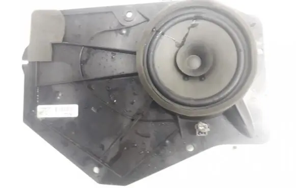 Volvo C30 Front door speaker 31252250 07w32