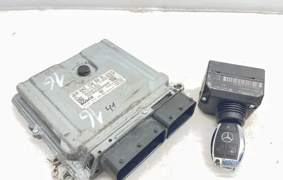 Mercedes-Benz ML W164 Engine ECU kit and lock set 1645450708 A6421506491