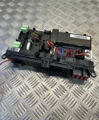 BMW X5 E53 Fuse module 8378107