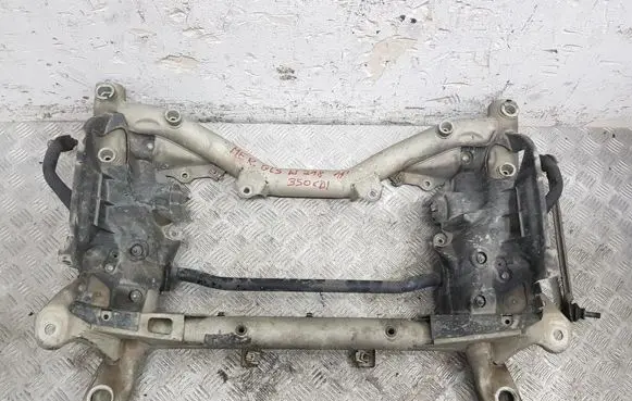 Mercedes-Benz CLS C218 X218 Front axle beam 