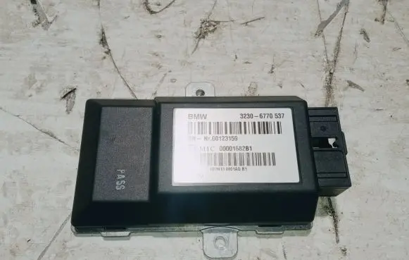 BMW 7 E65 E66 Steering rack control module 6770537 00123159 00001682B1