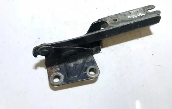 Mazda 626 Engine bonnet/hood hinges