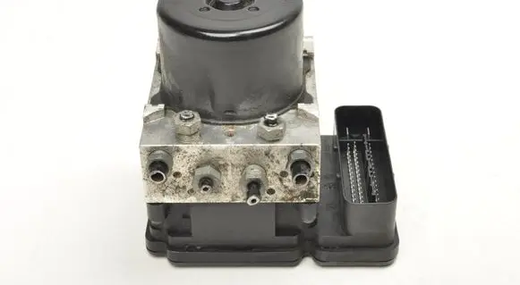 Volvo V40 ABS Pump 31317074