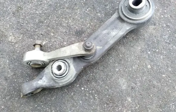 Mercedes-Benz E W211 Front lower control arm/wishbone