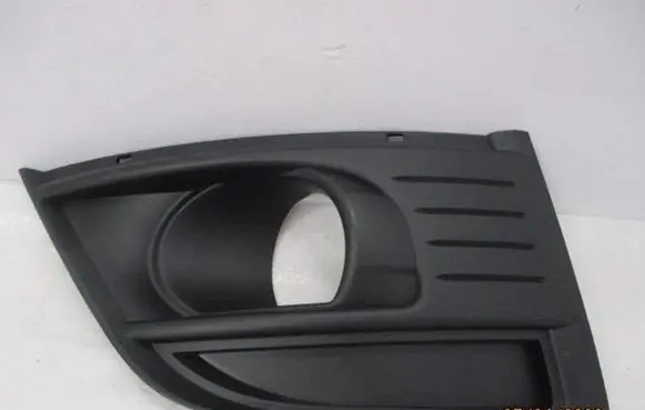 Citroen C4 I Picasso Front fog light trim/grill 9680403977