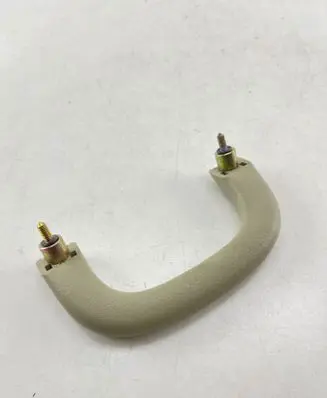Nissan Elgrand A set of handles for the ceiling 