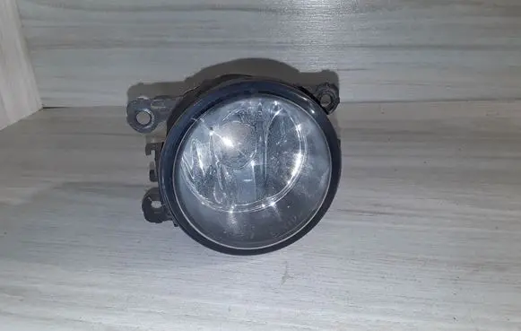 Nissan X-Trail T30 Front fog light 89210094