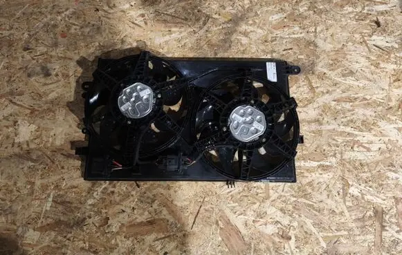 Fiat 500E Radiator cooling fan shroud 52014549AD
