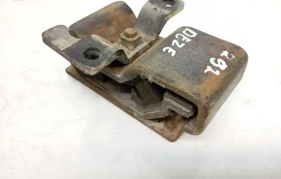 Suzuki Grand Vitara II Gearbox mount