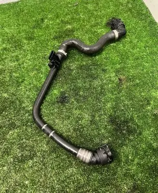 Mercedes-Benz EQA Engine coolant pipe/hose A2435002100 Z6S005 Z650051