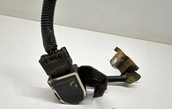 Volvo V50 Headlight/headlamp level sensor 31258179 BL3KA