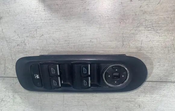 Ford S-MAX Electric window control switch 7S7T14A132AB 24082011 A2408BG1907