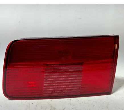 Tailgate rear/tail lights