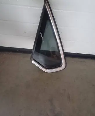 Volkswagen PASSAT B8 USA Front triangle window/glass 43R001229