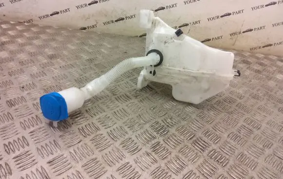 Seat Arona Windscreen/windshield washer pump 1k6955851