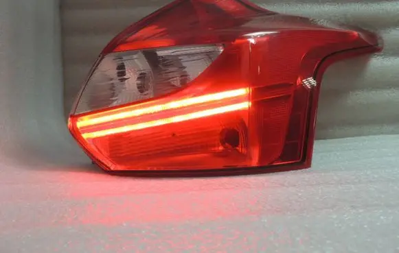 Ford Focus Rear/tail lights BM5113404BL 1825319 BM51-13404-BL