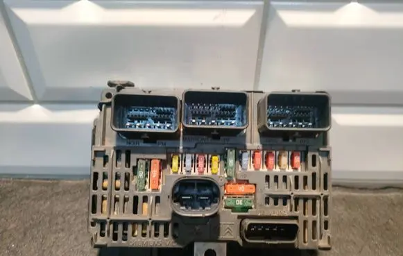 Citroen C5 BSM Control unit 9661682980 BSML1100 S118983011C