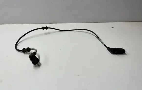 Mercedes-Benz E W213 Brake pads wear sensor A2135403905