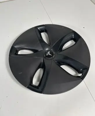 Tesla Model 3 R17 wheel hub/cap/trim 104423199B