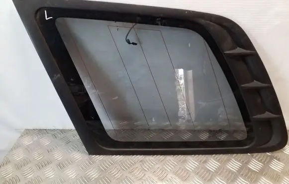 Hyundai Santa Fe Rear side window