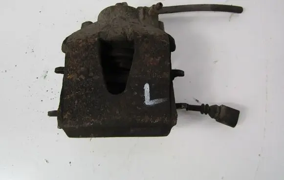 Skoda Octavia Mk2 (1Z) Front brake caliper 