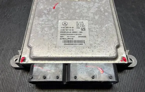 Mercedes-Benz C W205 Engine control unit/module A6519004500 28448056 A6519014000