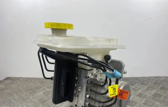 Jeep Grand Cherokee WL ABS Pump 68331267AI 68427142AC