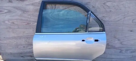 Honda Legend III KA9 Rear door